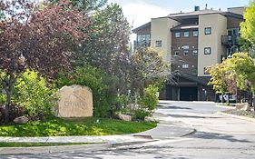 Crestview Condominiums By All Seasons Resort Lodging